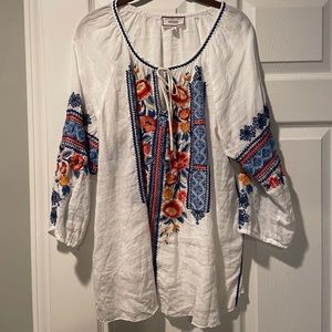 Johnny Was Embroidered linen blouse Medium